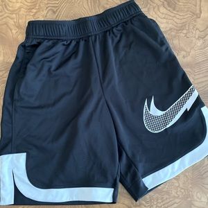 Nike Dri-fit boys athletic shorts. Size medium